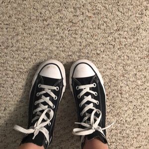 Black Chuck Taylor Converse - High Top